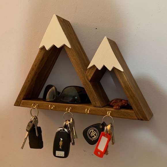 Mountain Themed Key Rack - Picture 1 of 1